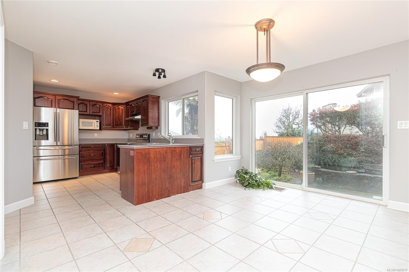 4268 Westervelt Pl, Saanich, BC