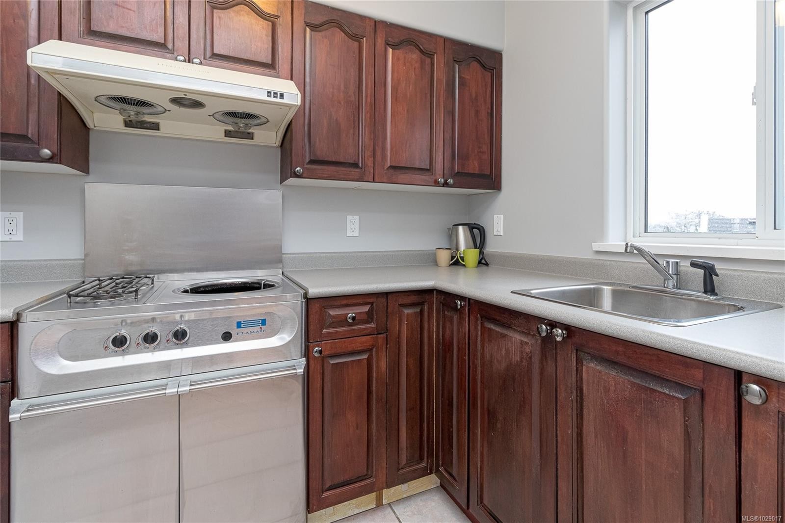 4268 Westervelt Pl, Saanich, BC