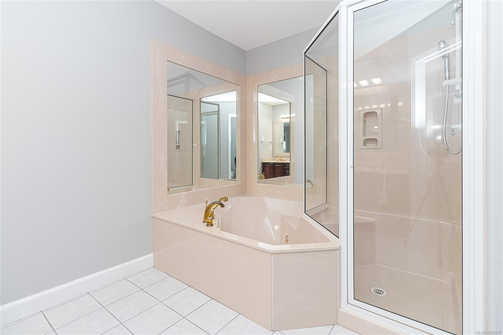 4268 Westervelt Pl, Saanich, BC