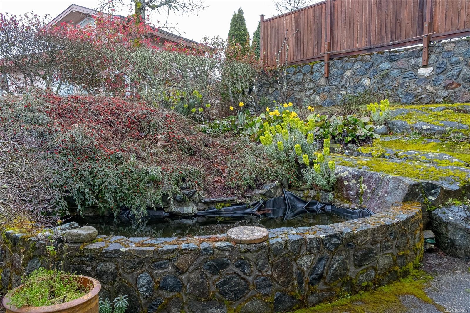4268 Westervelt Pl, Saanich, BC