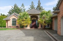 2450 Ainsley Pl Nanoose Bay, BC V9P 9G9