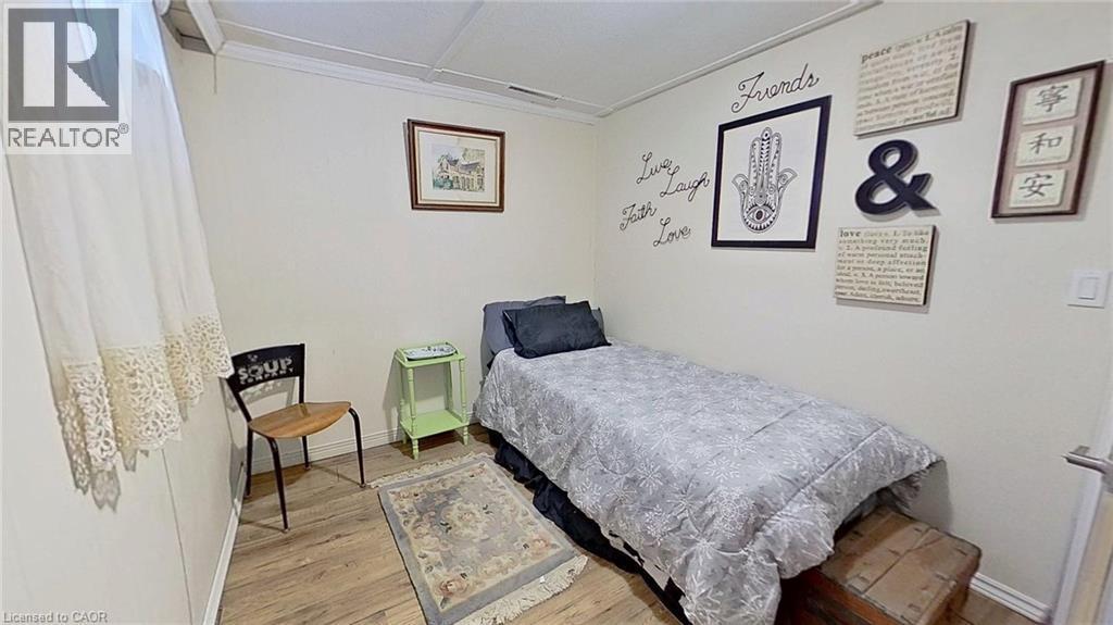 27 Hepburn Avenue, St. Thomas, ON - Indoor Photo Showing Bedroom