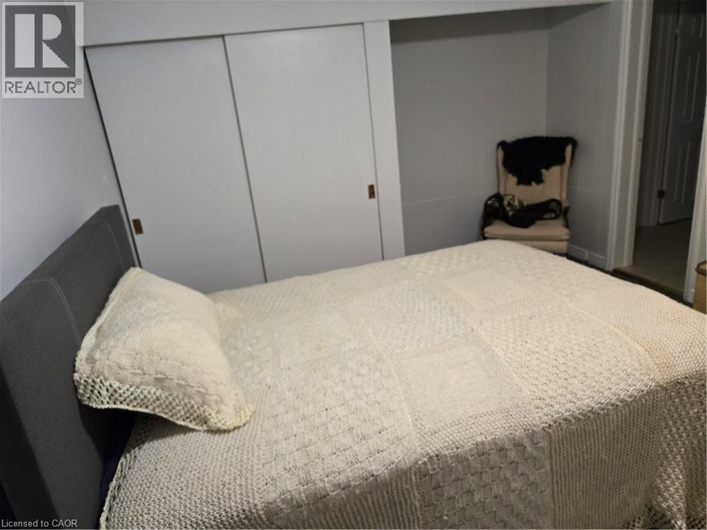 27 Hepburn Avenue, St. Thomas, ON - Indoor Photo Showing Bedroom