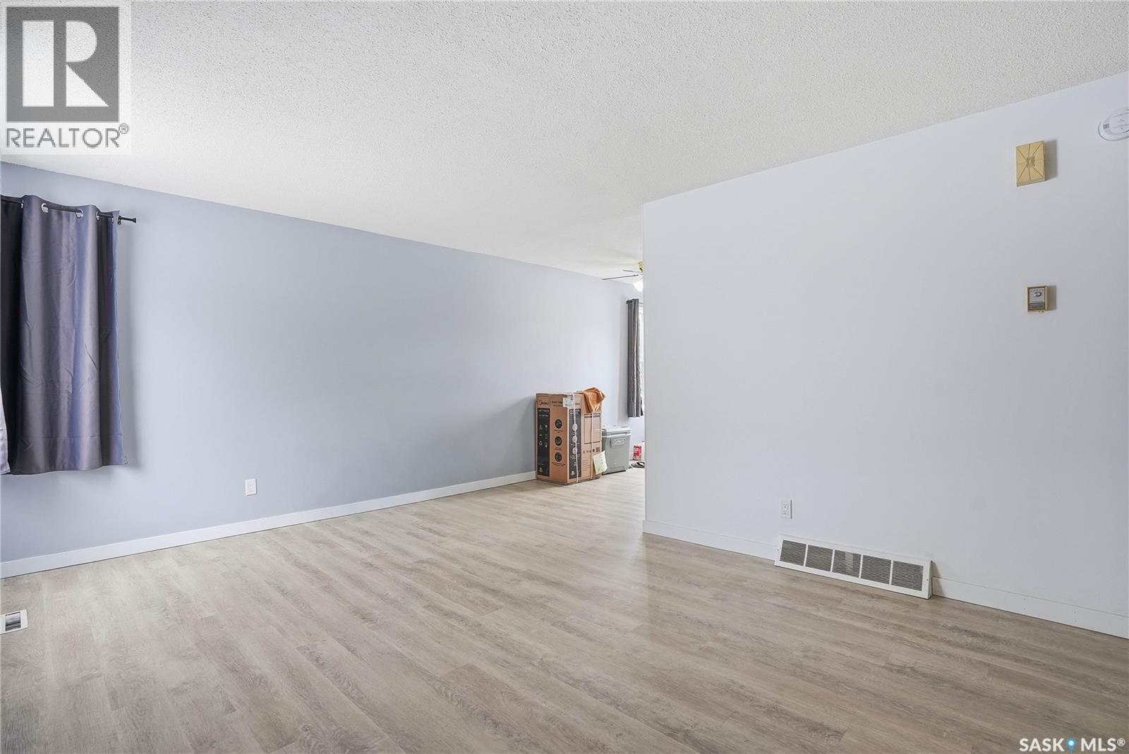 43 Bantry Street, Lanigan, SK - Indoor Photo Showing Other Room
