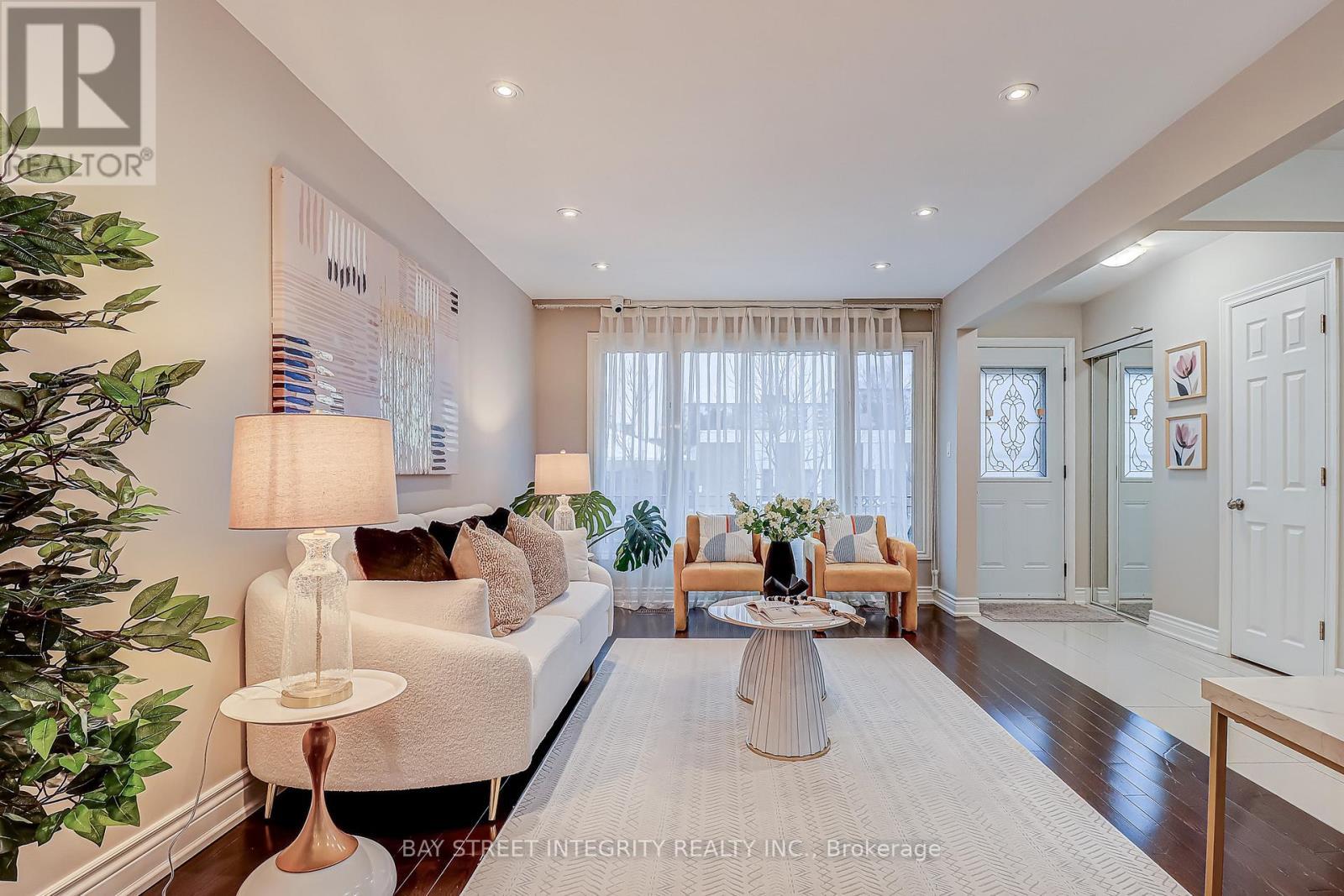 12 Combermere Drive, Toronto, ON - Indoor Photo Showing Other Room