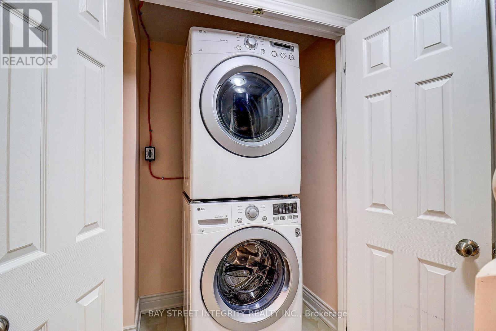 12 Combermere Drive, Toronto, ON - Indoor Photo Showing Laundry Room