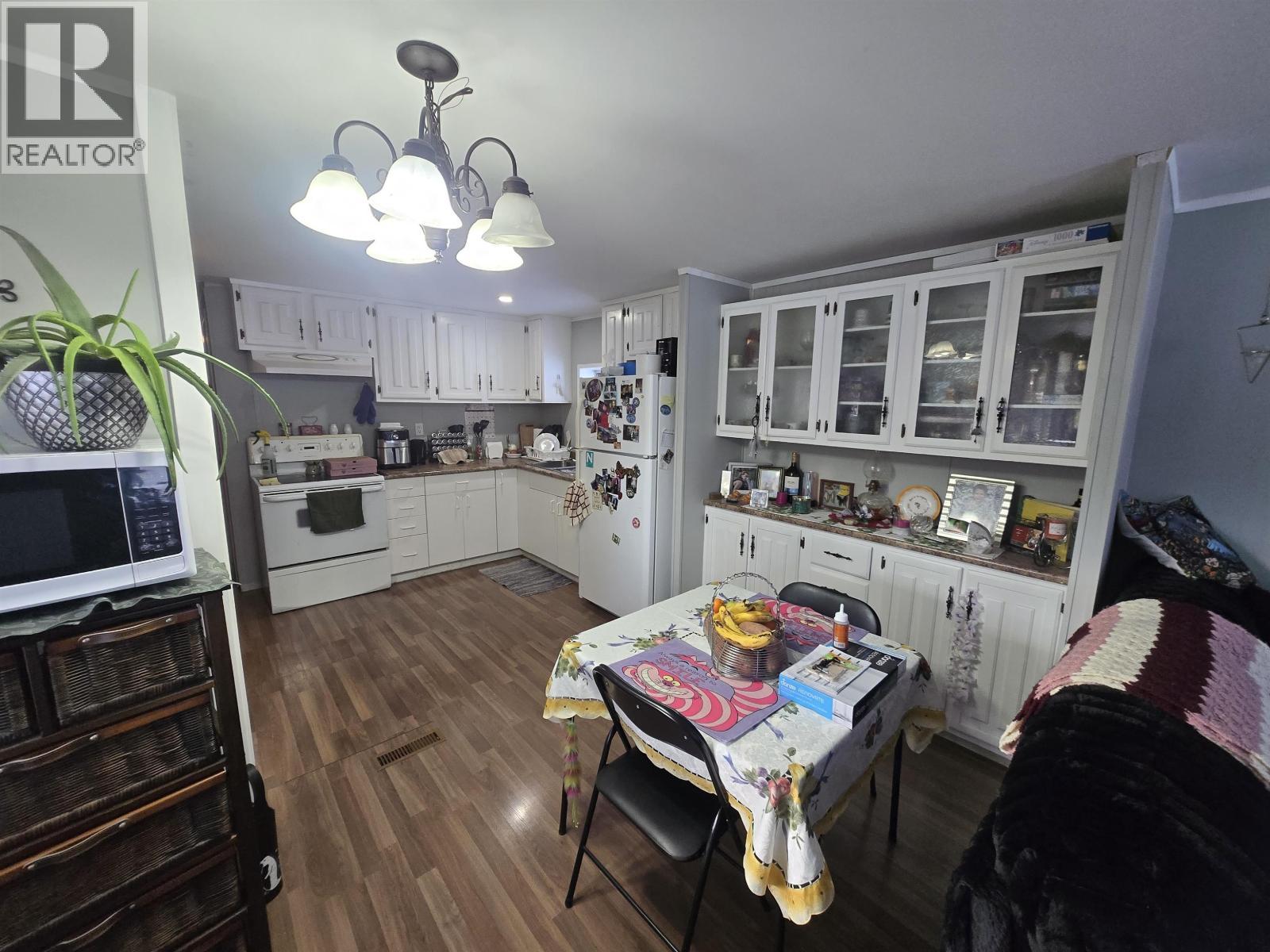 2183 Bartkow Road, Quesnel, BC - Indoor