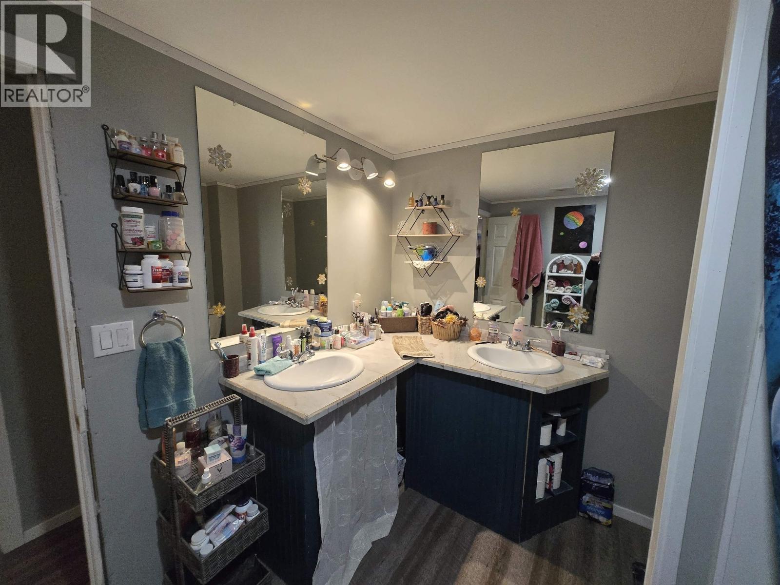 2183 Bartkow Road, Quesnel, BC - Indoor Photo Showing Bathroom