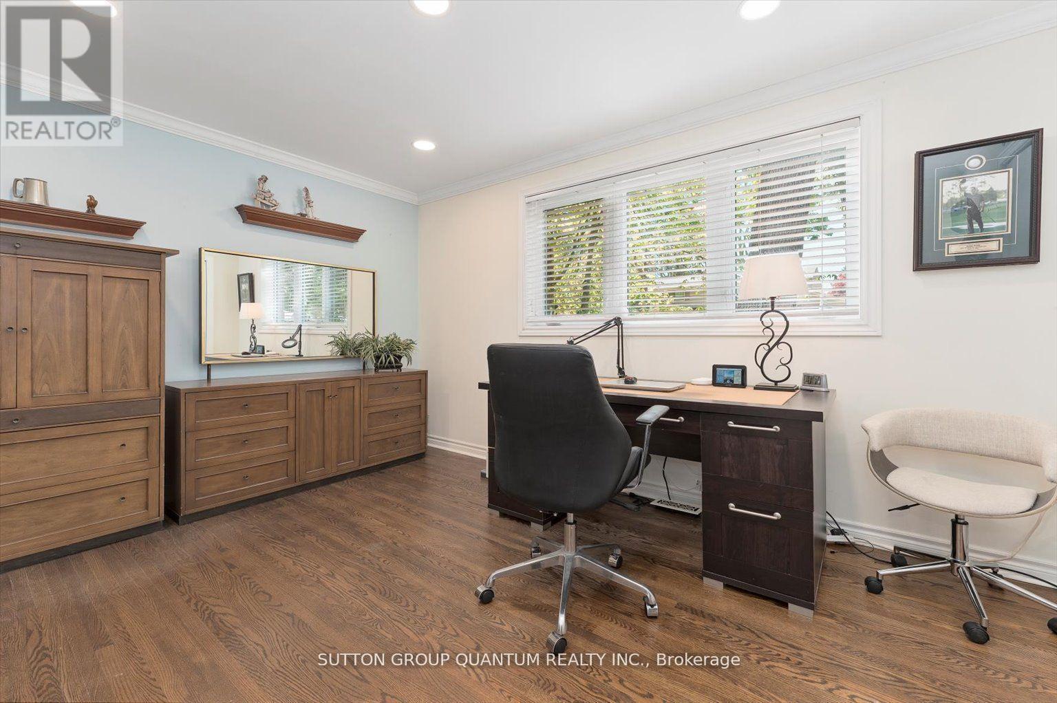 347 Pinetree Way, Mississauga, ON - Indoor Photo Showing Office