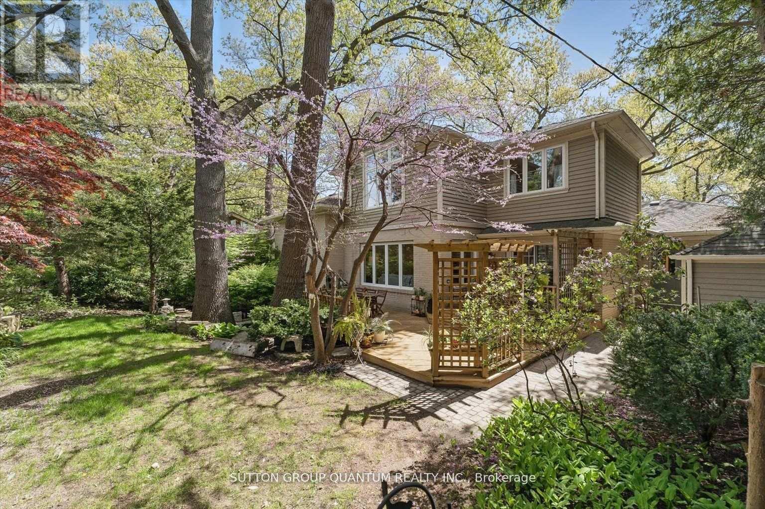 347 Pinetree Way, Mississauga, ON - Outdoor