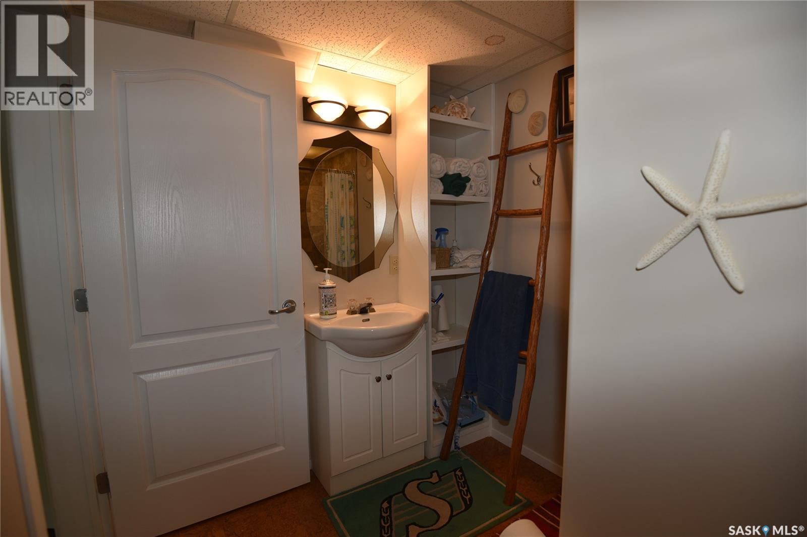 621 Pine Drive, Tobin Lake, SK - Indoor