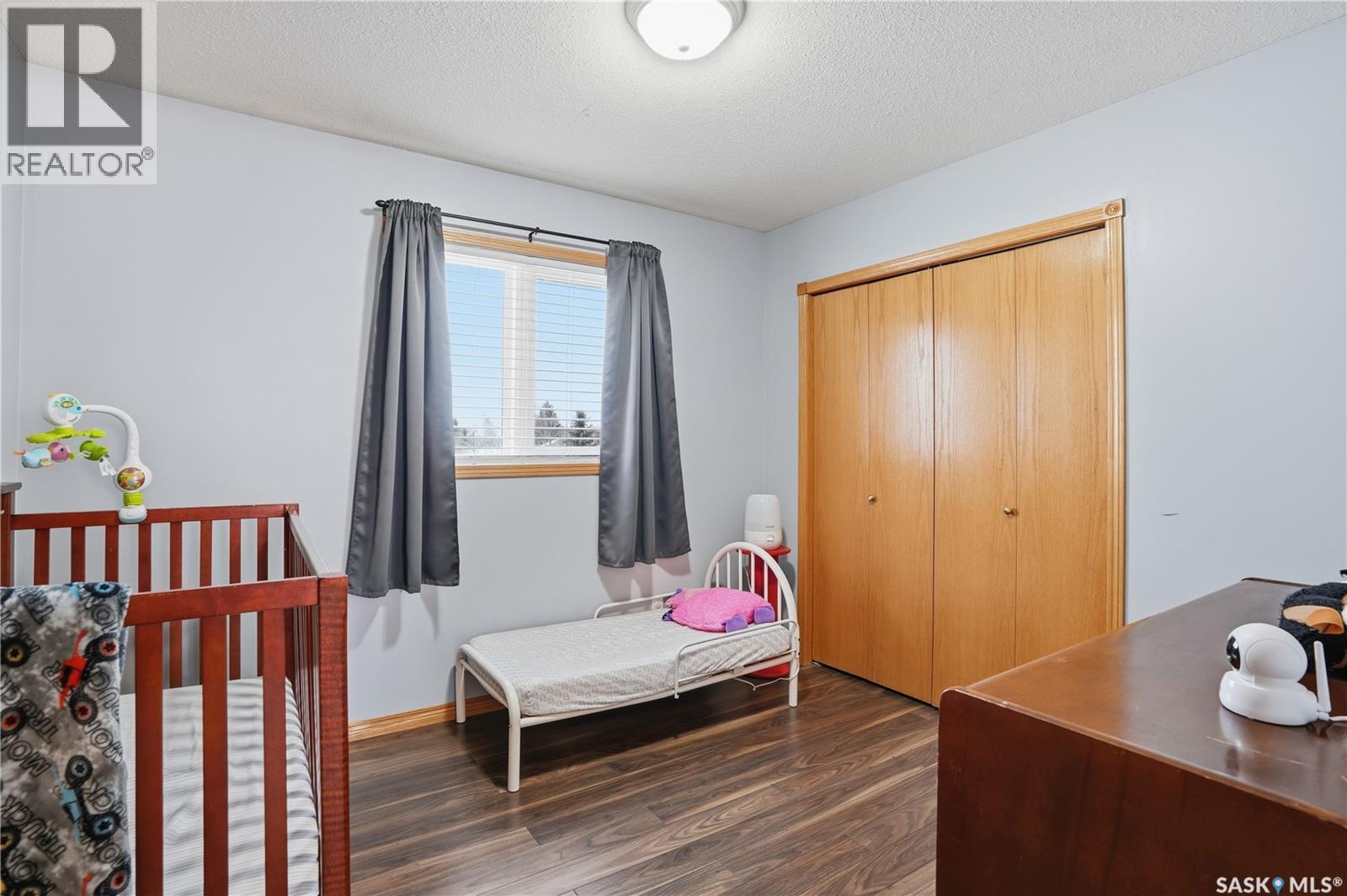 3148 Wimbledon Bay, Regina, SK - Indoor Photo Showing Bedroom
