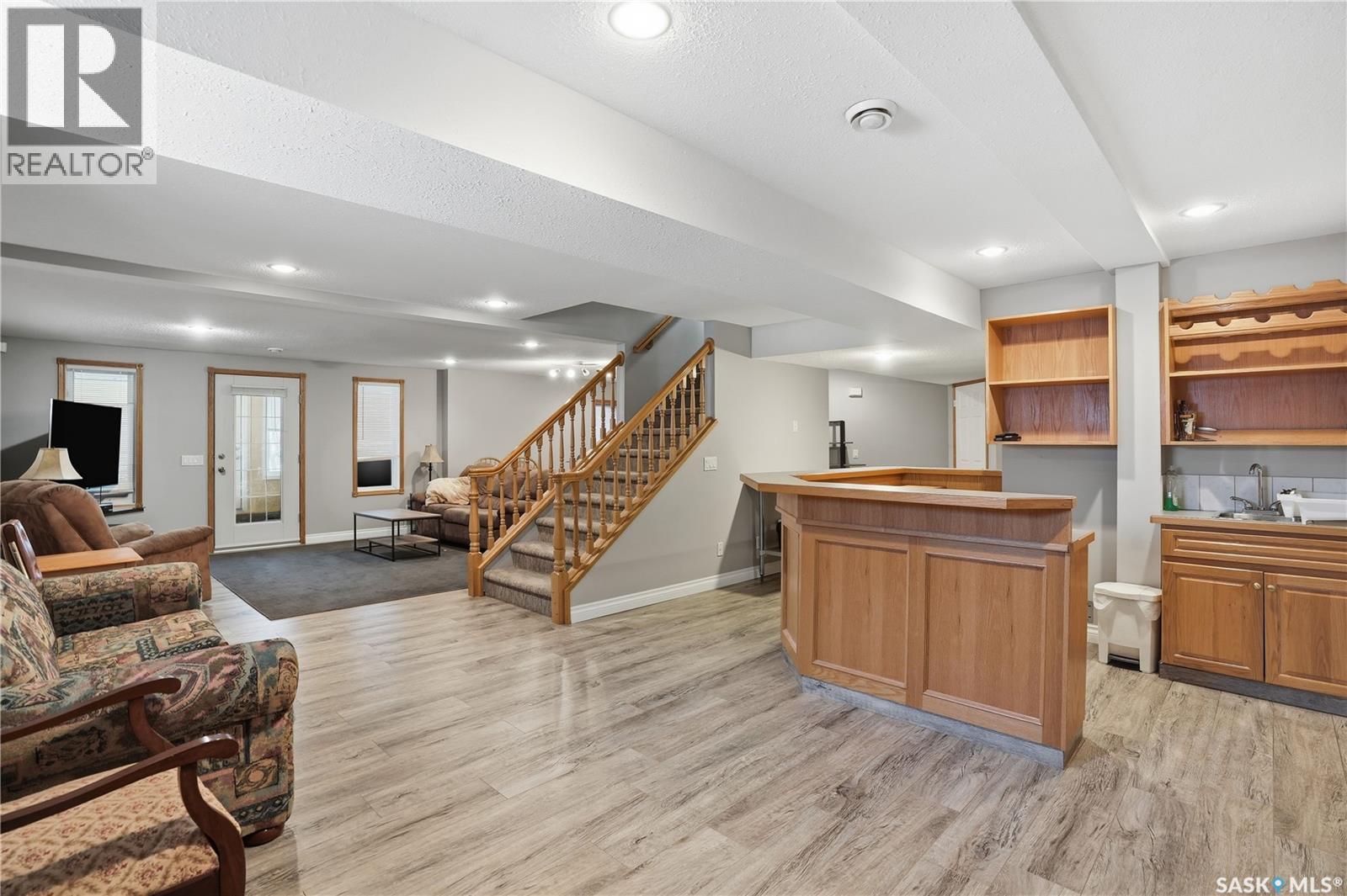 3148 Wimbledon Bay, Regina, SK - Indoor