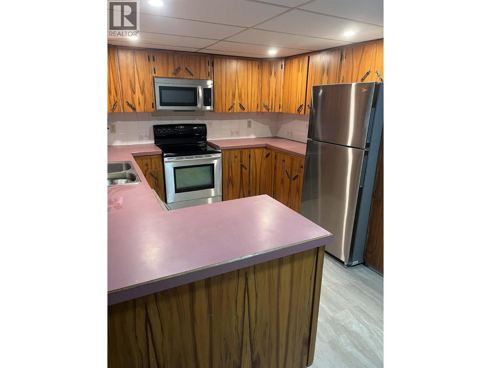 3116 3 Highway, Erickson, BC - Indoor Photo Showing Kitchen