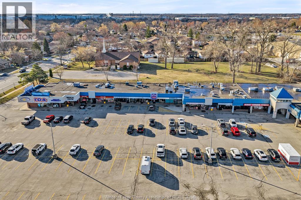 3131 Forest Glade, Windsor, ON
