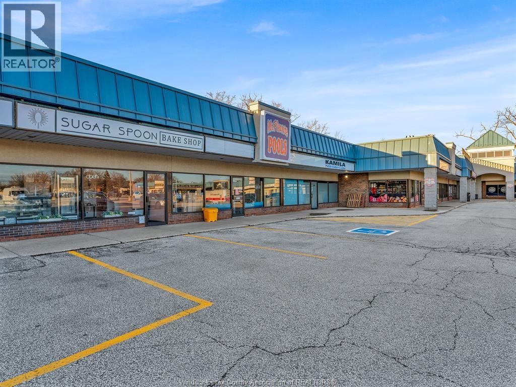 3131 Forest Glade, Windsor, ON