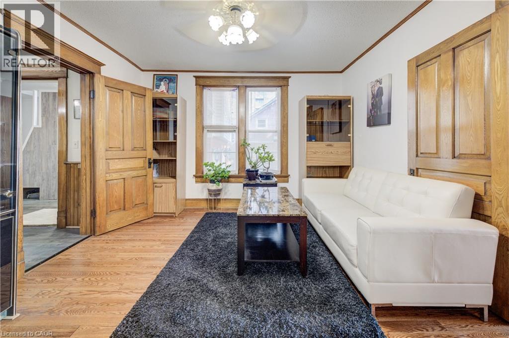 44 Walter Street, Kitchener, ON - Indoor Photo Showing Other Room