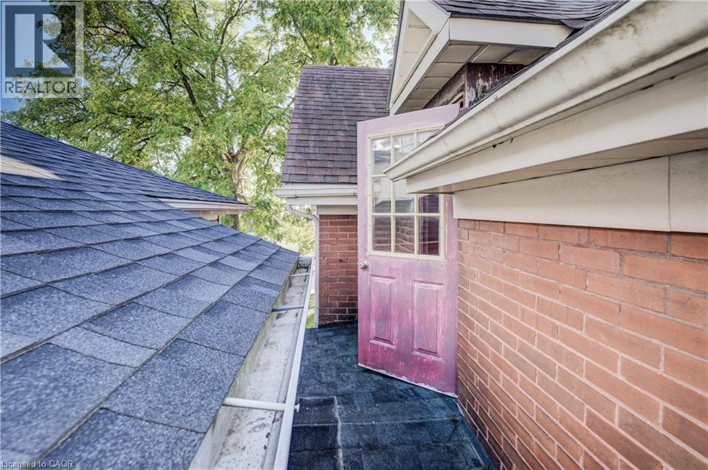 44 Walter Street, Kitchener, ON - Outdoor With Exterior