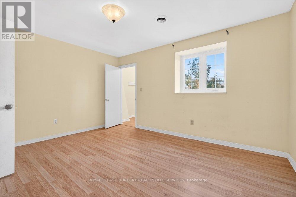 727 Brant Street, Burlington, ON - Indoor Photo Showing Other Room