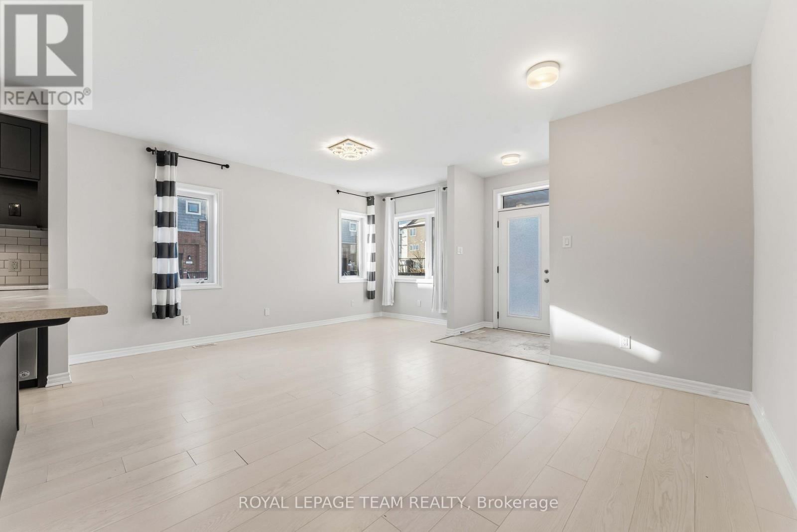 109 Pilot Private, Ottawa, ON - Indoor Photo Showing Other Room