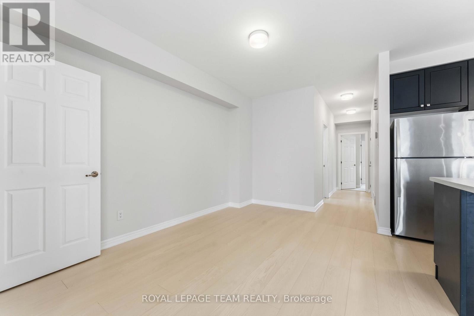 109 Pilot Private, Ottawa, ON - Indoor