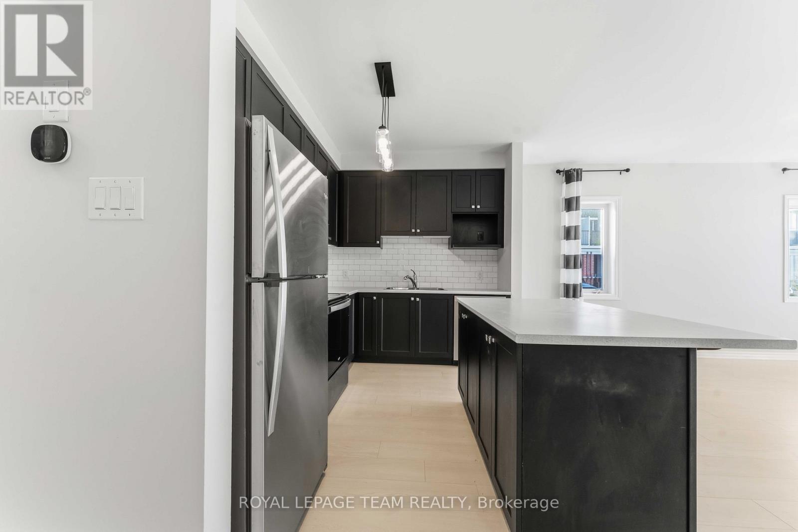109 Pilot Private, Ottawa, ON - Indoor Photo Showing Kitchen