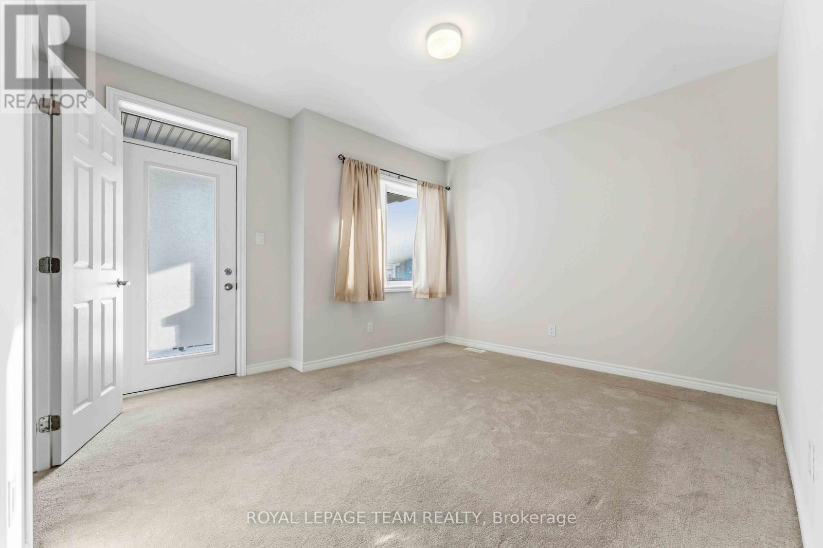 109 Pilot Private, Ottawa, ON - Indoor Photo Showing Other Room
