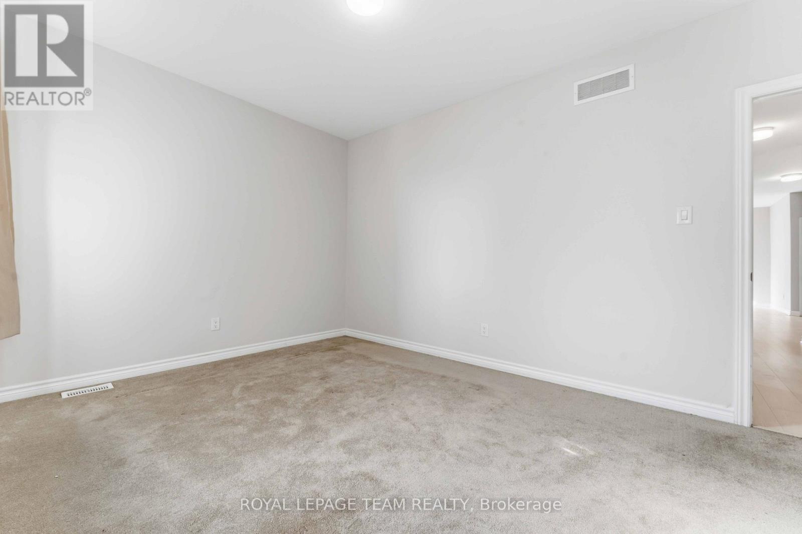 109 Pilot Private, Ottawa, ON - Indoor Photo Showing Other Room