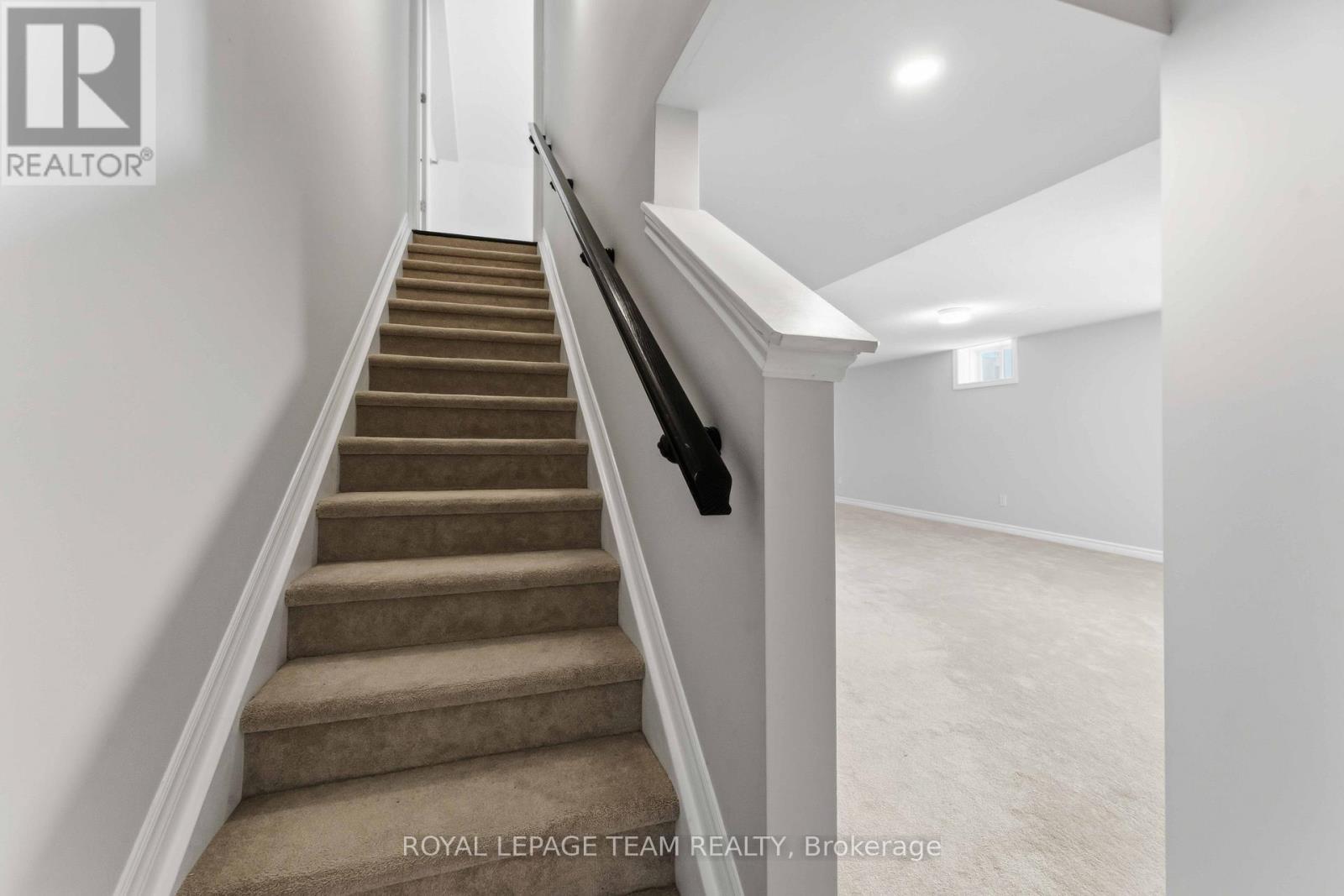 109 Pilot Private, Ottawa, ON - Indoor Photo Showing Other Room