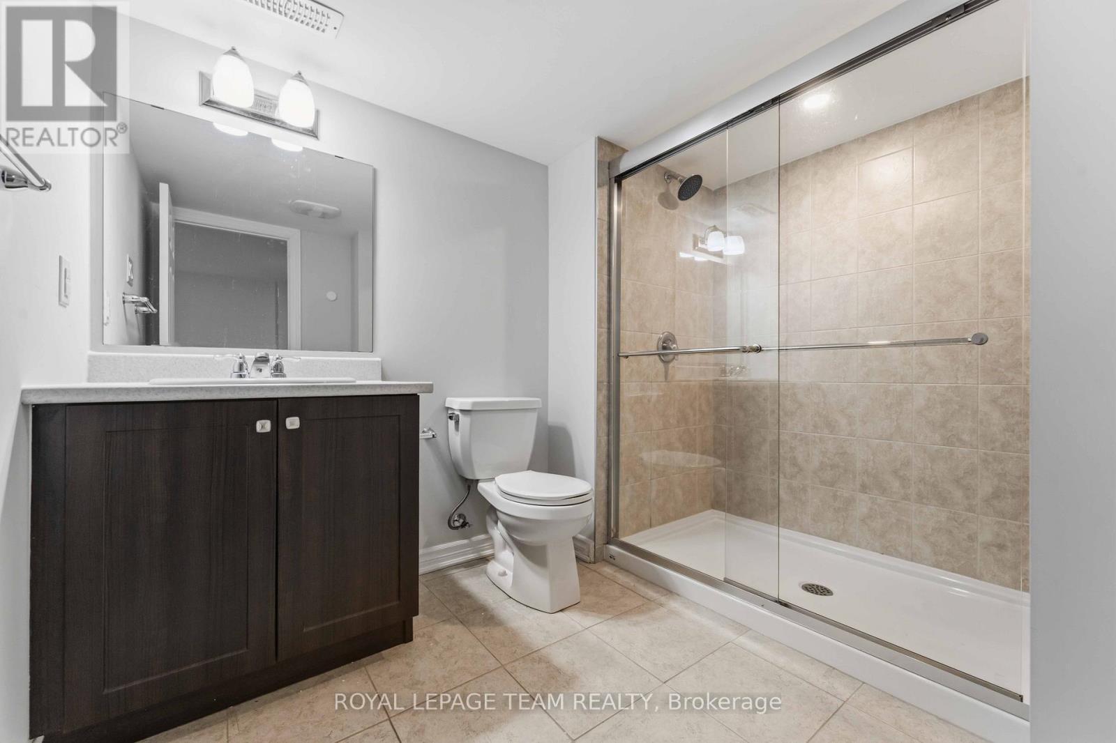109 Pilot Private, Ottawa, ON - Indoor Photo Showing Bathroom