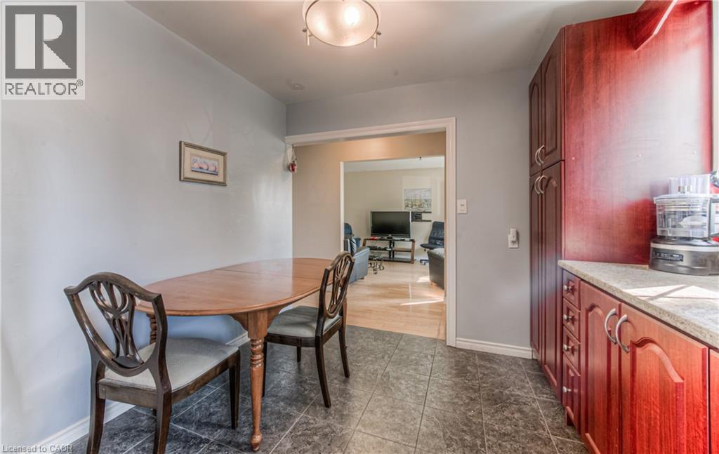 Unit 1: Kitchen - 553 Teakwood Drive, Waterloo, ON - Indoor Photo Showing Dining Room