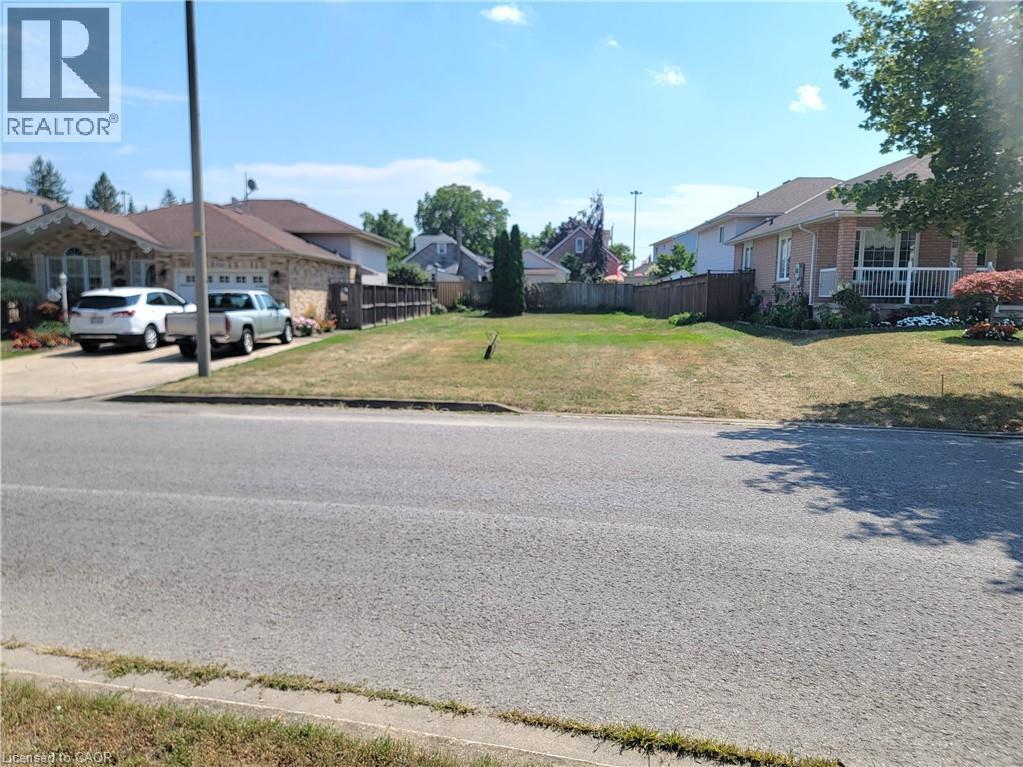 View from across the street. - 6554 Harper Drive, Niagara Falls, ON