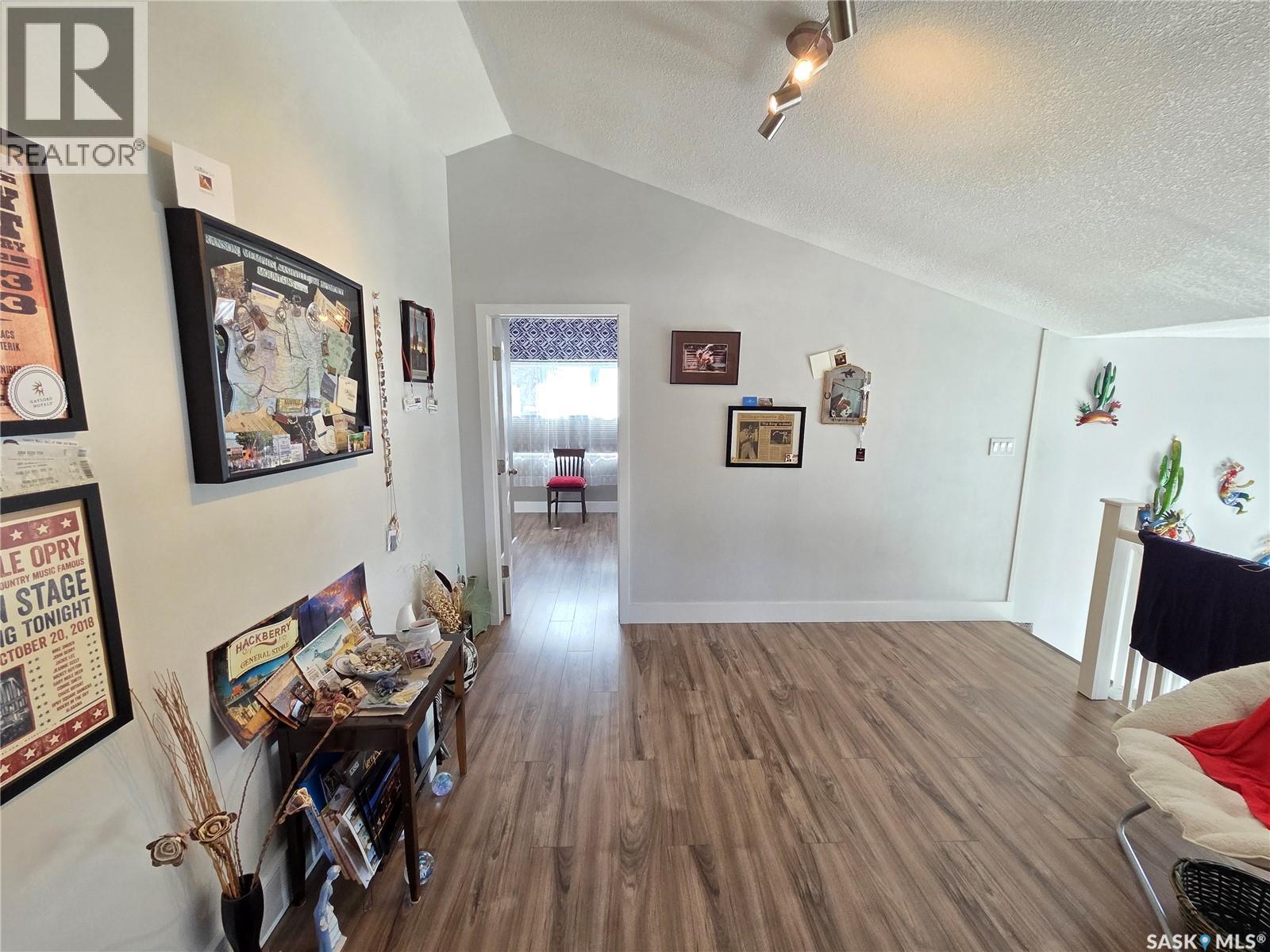 218 2Nd Street E, Carlyle, SK - Indoor Photo Showing Other Room