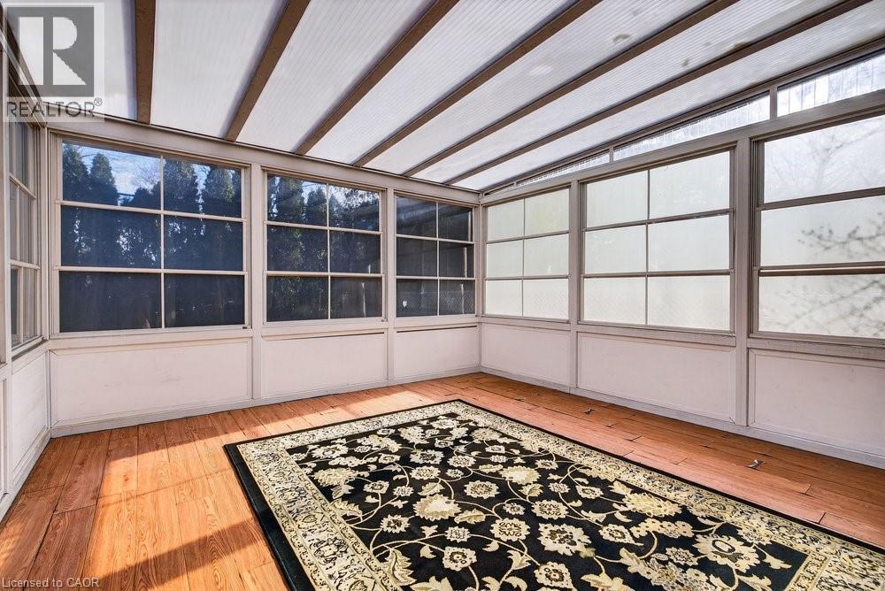 727 Brant Street, Burlington, ON - Indoor Photo Showing Other Room