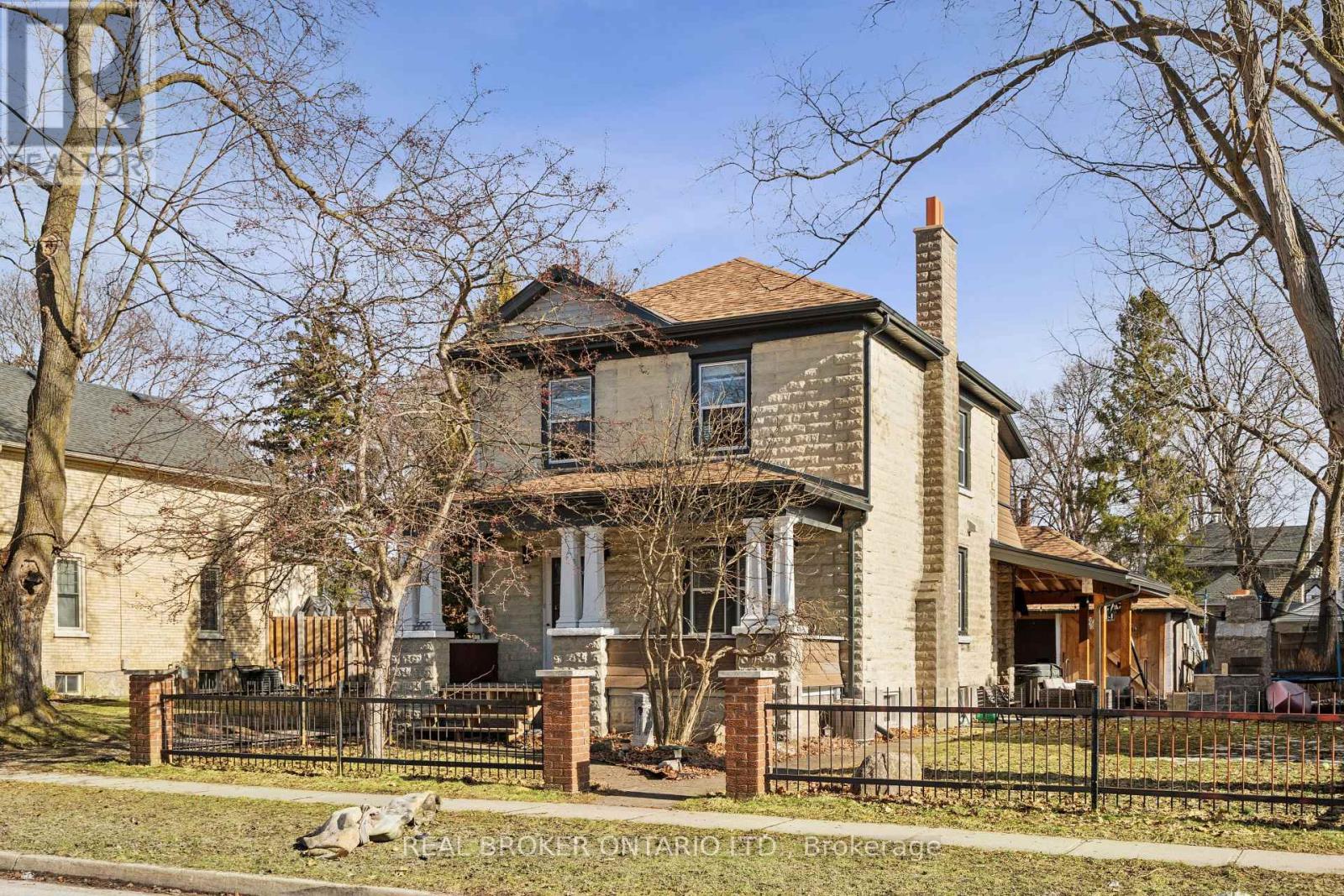 855 Hamilton Street, Cambridge, ON - Outdoor