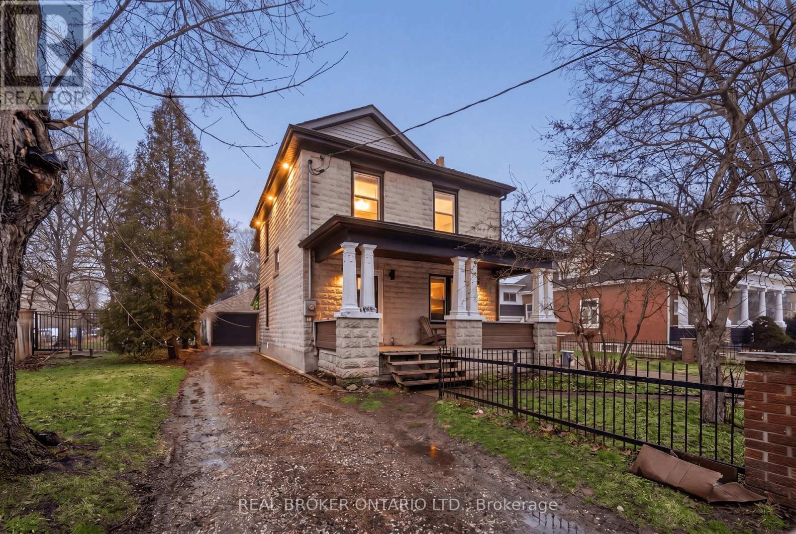 855 Hamilton Street, Cambridge, ON - Outdoor With Deck Patio Veranda