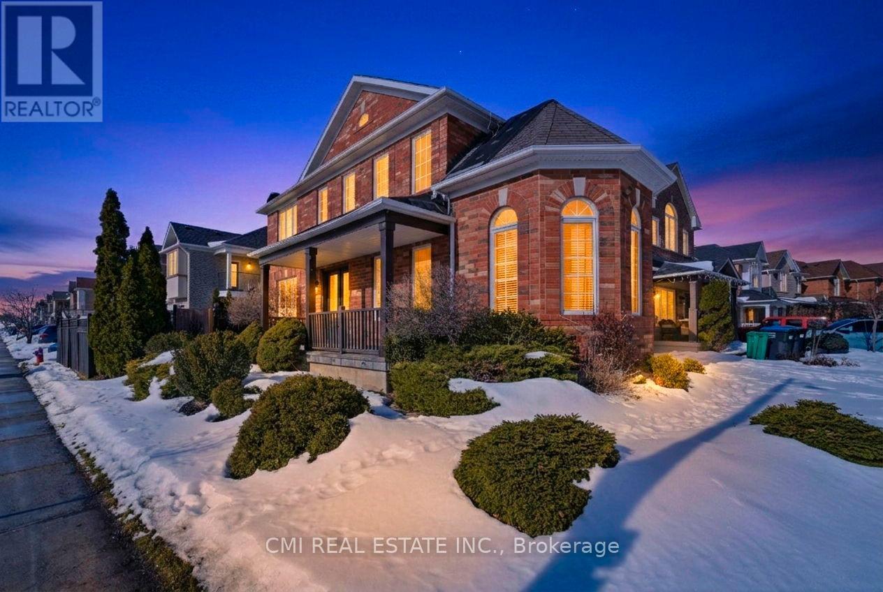 3927 Mayla Drive, Mississauga, ON - Outdoor With Facade