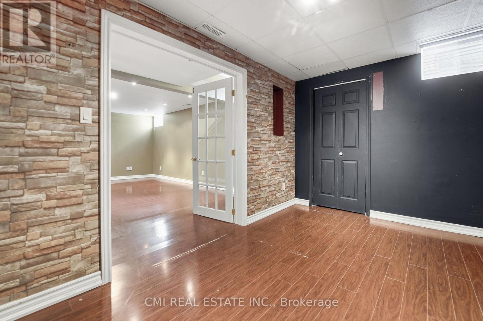 3927 Mayla Drive, Mississauga, ON - Indoor Photo Showing Other Room