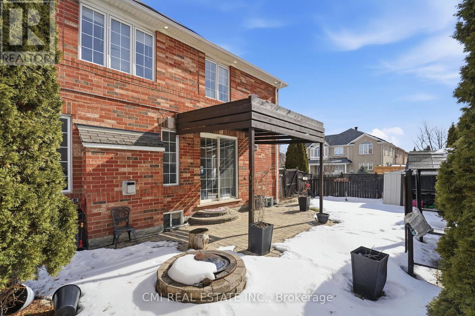 3927 Mayla Drive, Mississauga, ON - Outdoor
