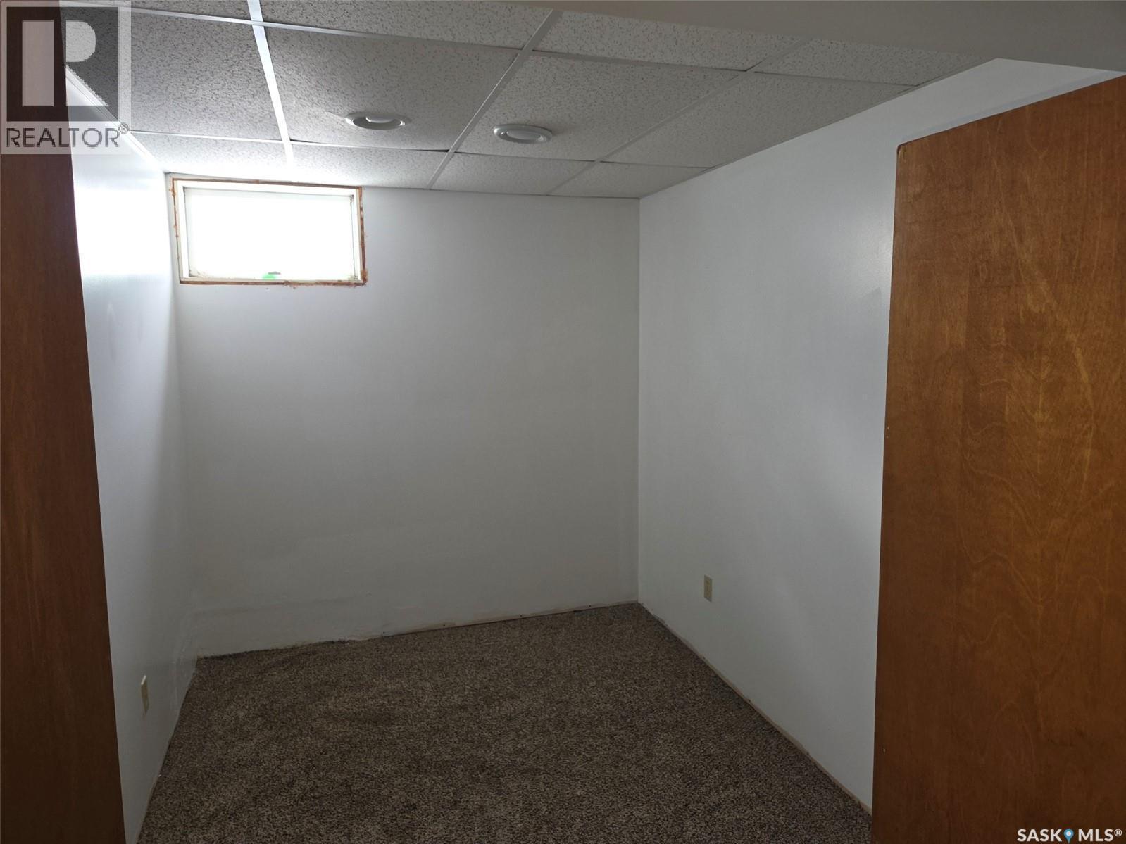 643 Main Street, Annaheim, SK - Indoor Photo Showing Other Room