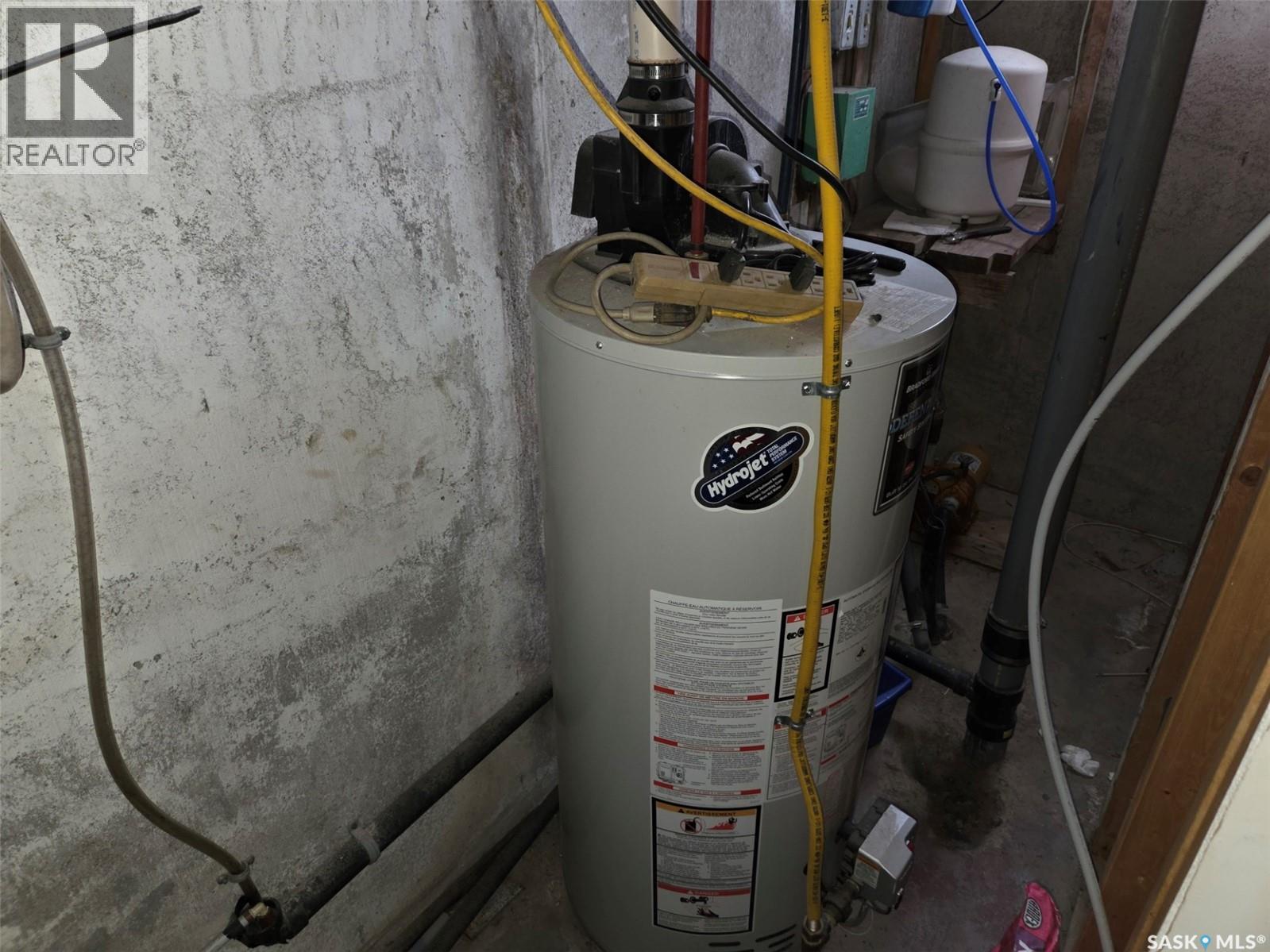 643 Main Street, Annaheim, SK - Indoor Photo Showing Basement