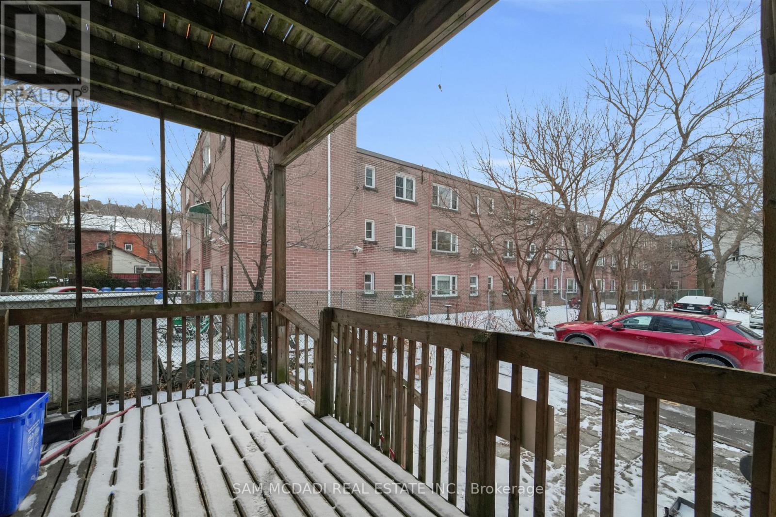 90 Tisdale Street S, Hamilton, ON - Outdoor With Exterior