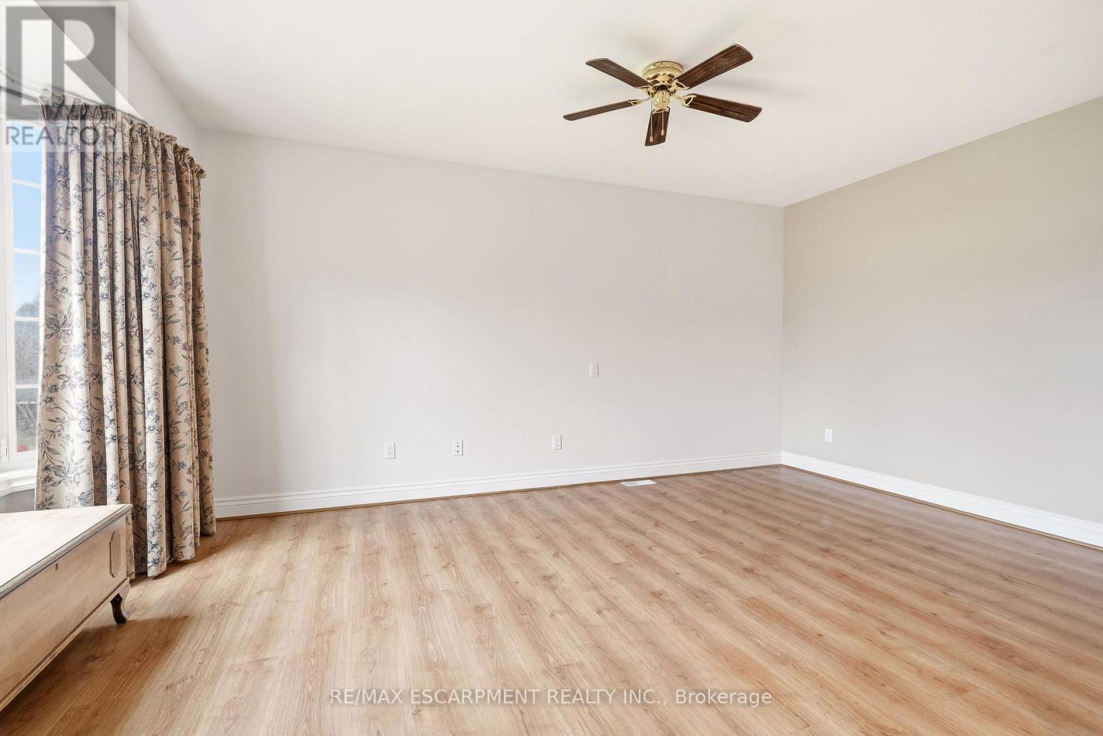 192 Ewen Road, Hamilton, ON - Indoor Photo Showing Other Room