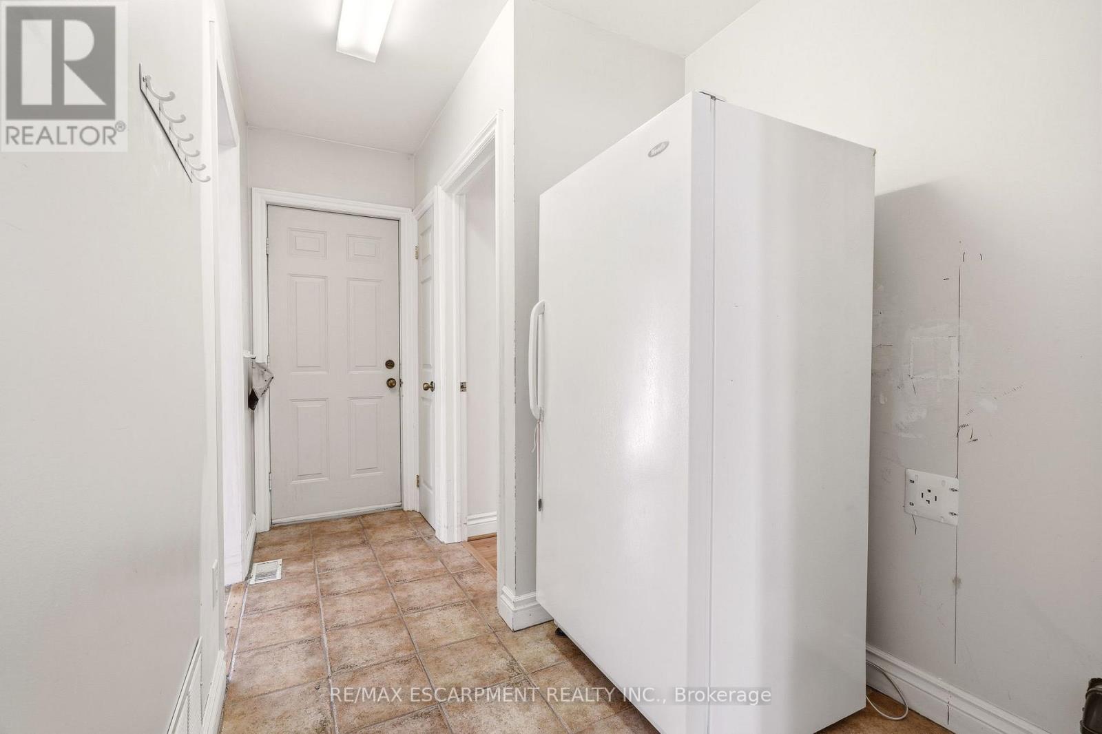 192 Ewen Road, Hamilton, ON - Indoor Photo Showing Other Room