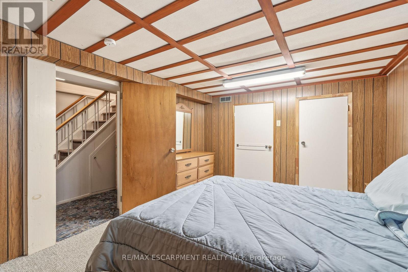192 Ewen Road, Hamilton, ON - Indoor Photo Showing Bedroom