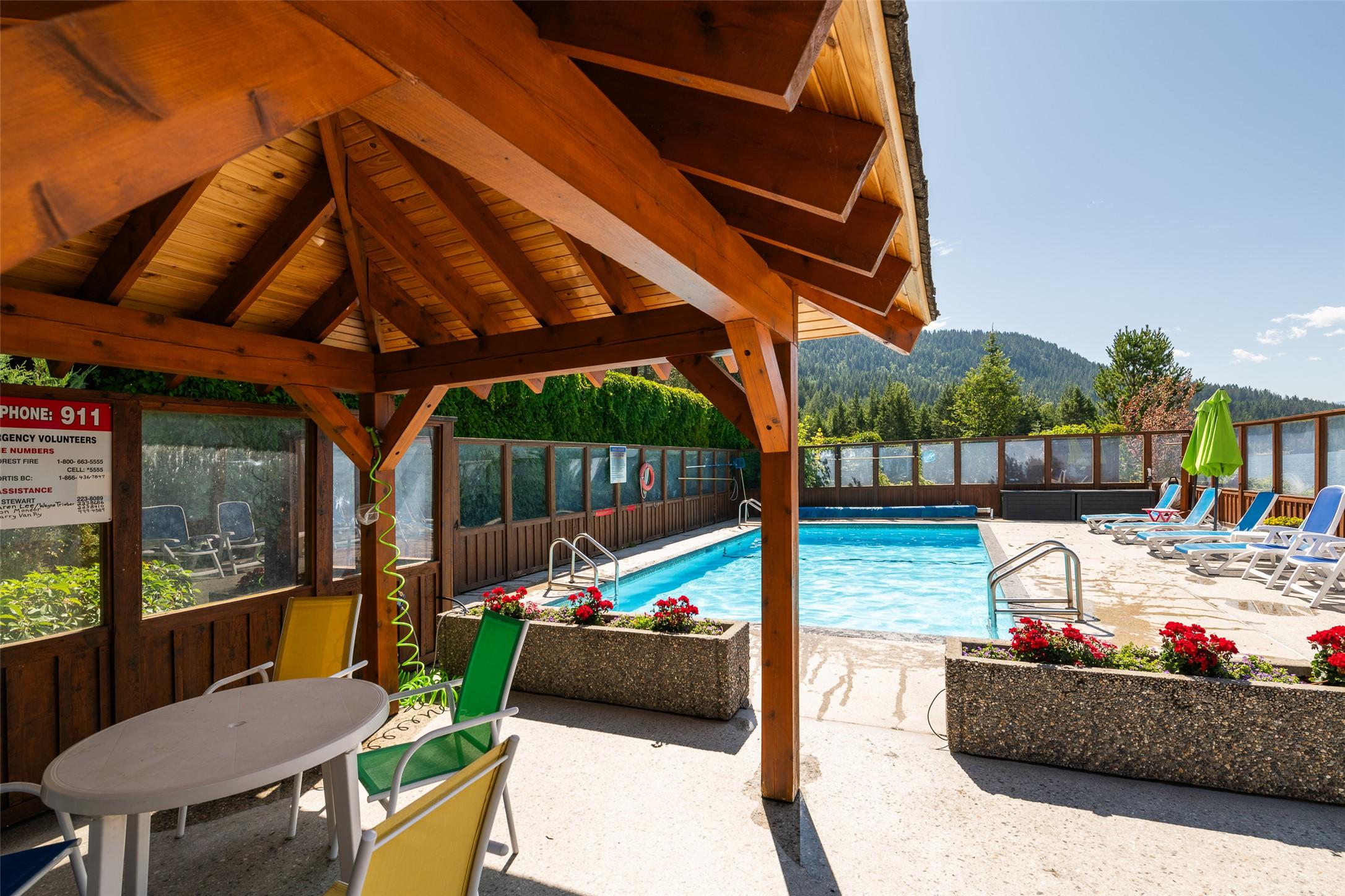 13484 & 13486 Lakeshore Drive, Boswell, BC - Outdoor With In Ground Pool With Exterior