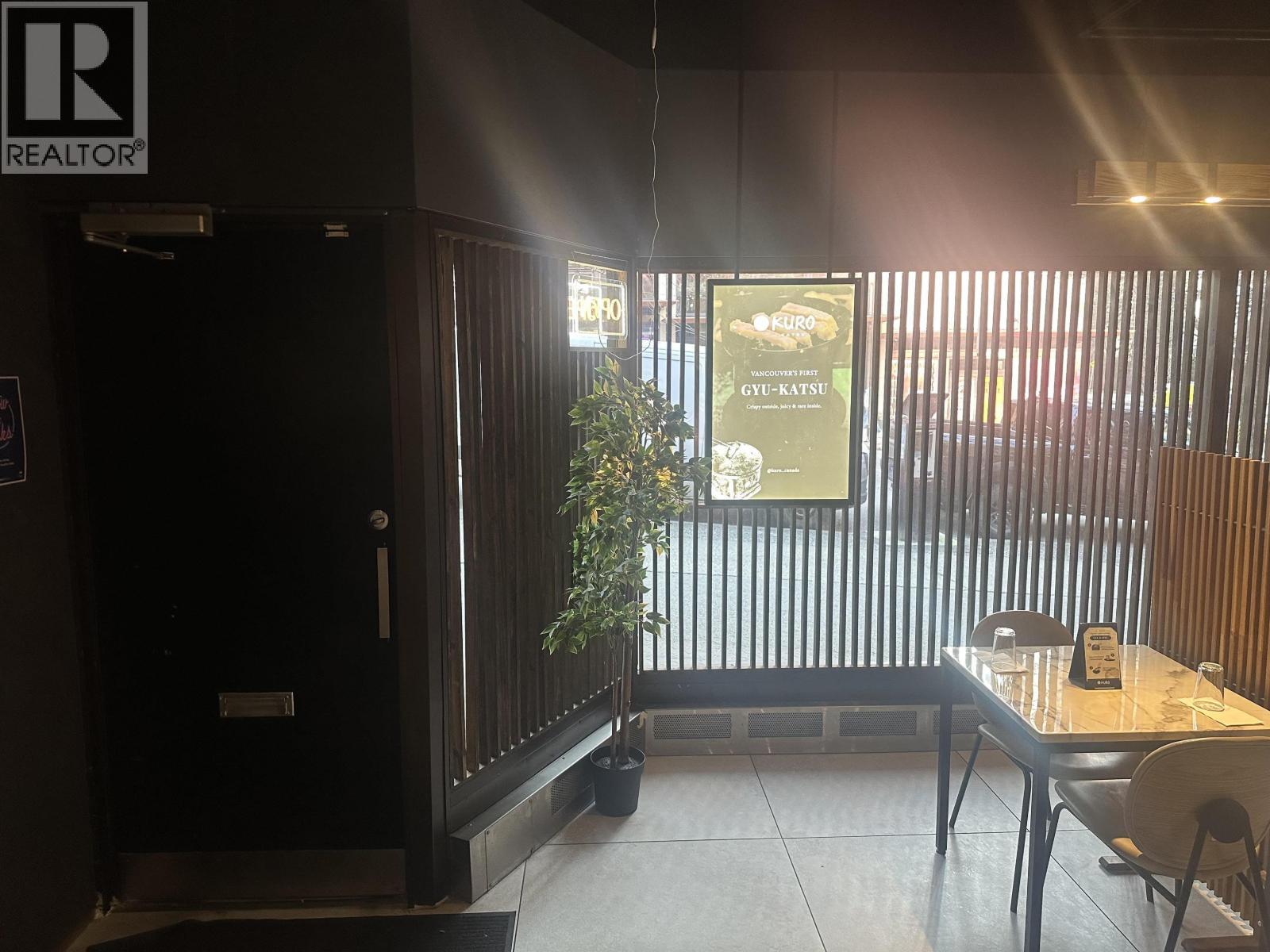 1471 Robson Street, Vancouver, BC