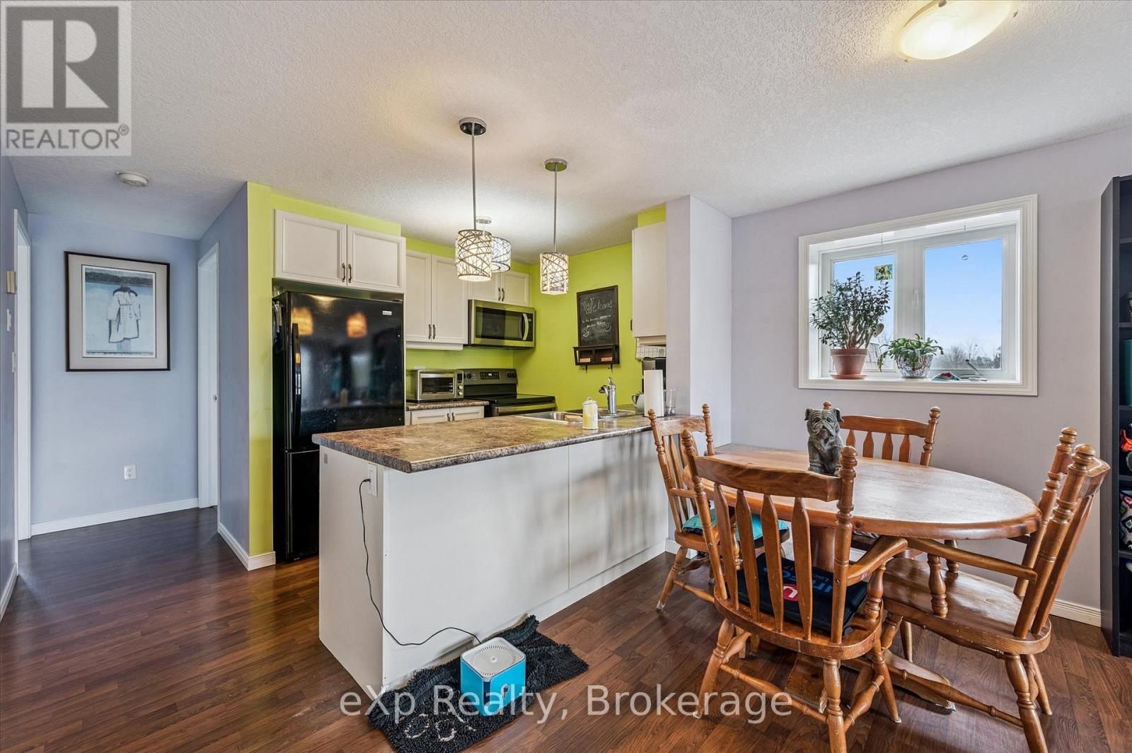 Current Kitchen - 87 - 35 Mountford Drive, Guelph (Grange Road), ON - Indoor