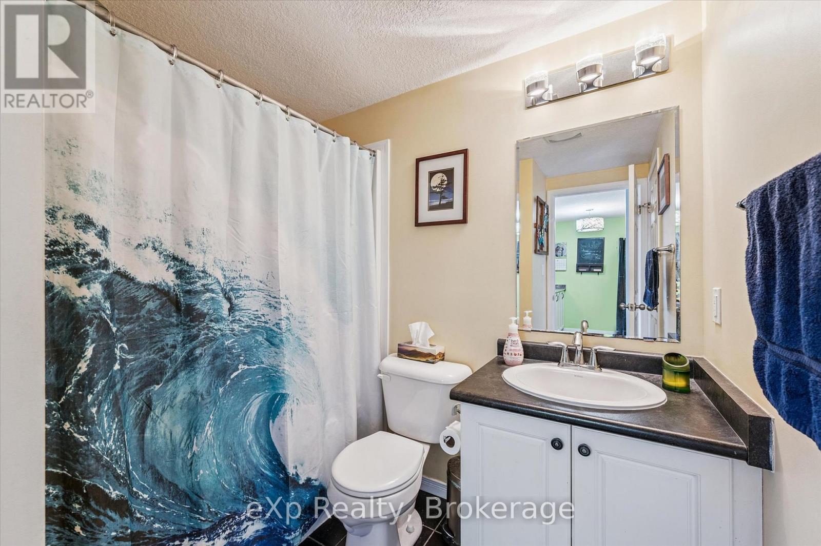 87 - 35 Mountford Drive, Guelph (Grange Road), ON - Indoor Photo Showing Bathroom