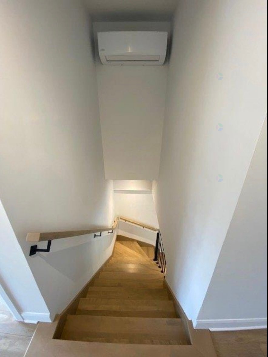 Escalier - 1-600 Rue St-Charles S., Granby, QC - Indoor Photo Showing Other Room